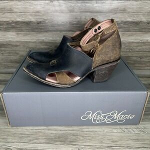 Miss Macie Mercy Me Leather Ankle Boots Black Brown Size 8.5 Distressed Cowgirl